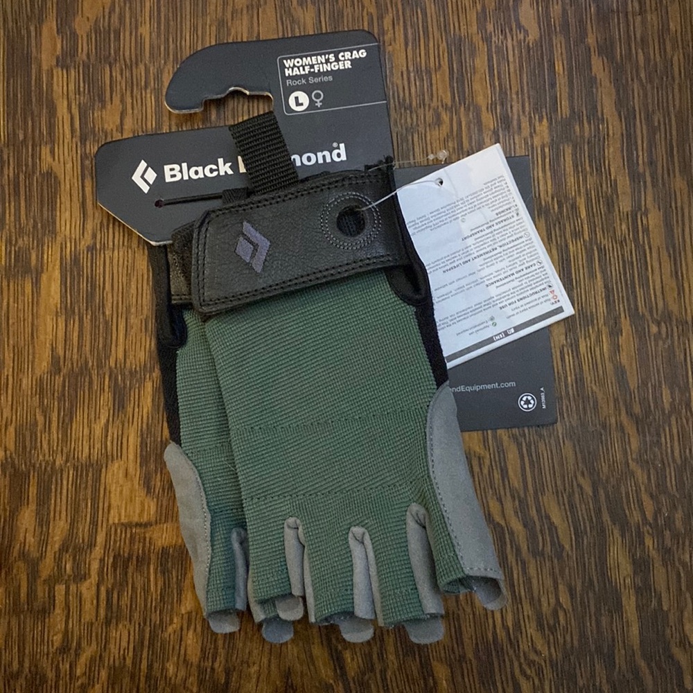 Black Diamond half finger climbing gloves